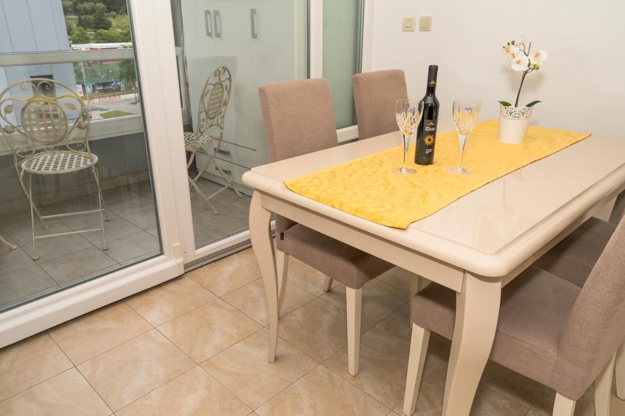 Luxury 1 Bedroom App Center&Balcony Free Parking Split Kültér fotó